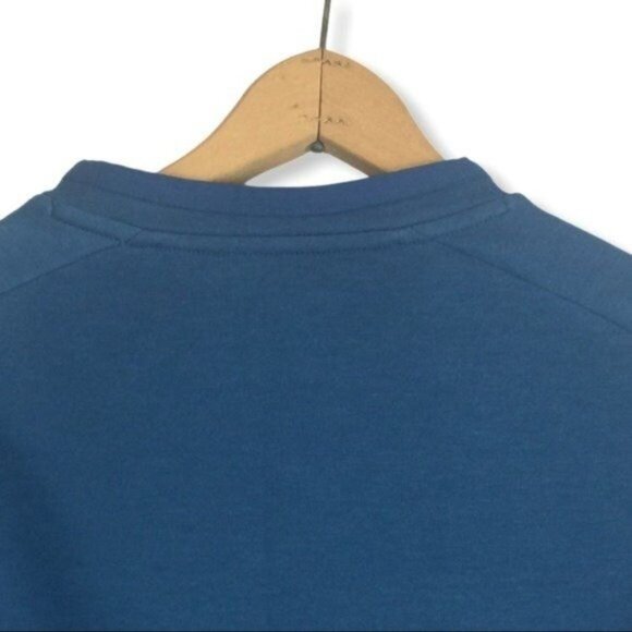 Under Armour Move Long Sleeve Pullover Size S Ultralight Crew Neck Sweat Wick - Picture 8 of 13